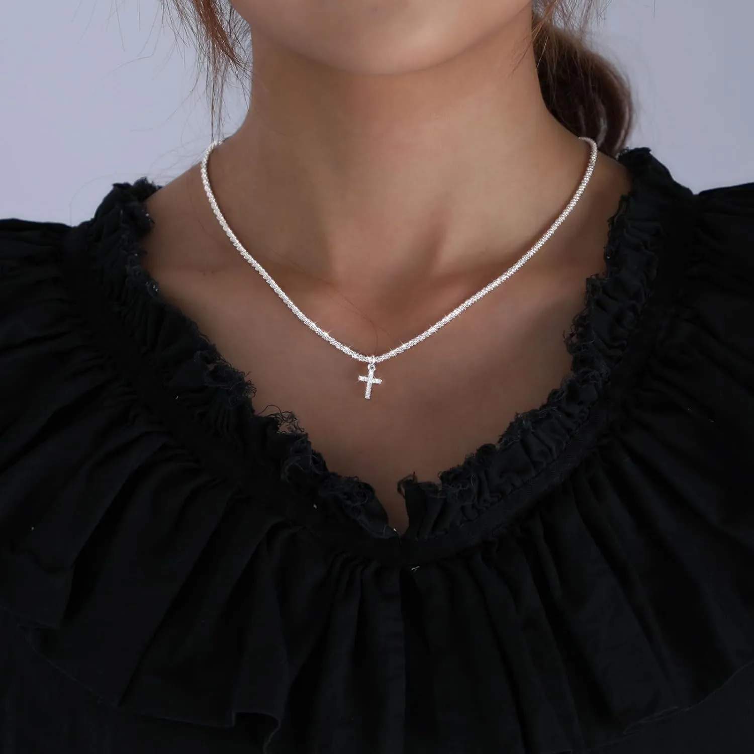 ASCOMY Cross Necklace for Women 14K Gold & Silver Plated Cross Pendant Necklace Trendy Cross Pendant Chain Necklace Minimalist Daily Decoration Jewellery For Women Dainty Religious Gift