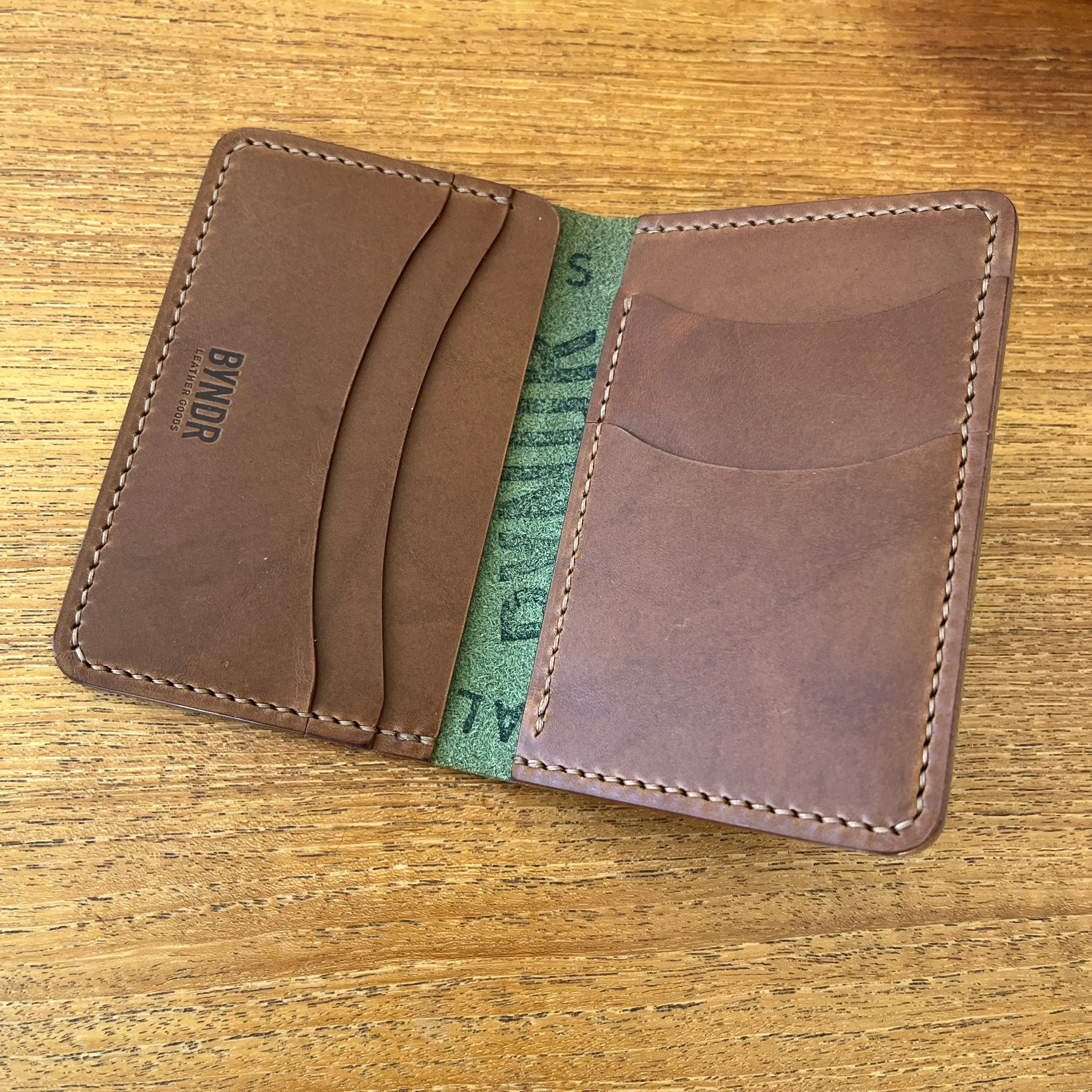 BI-FOLD - GREEN   BROWN