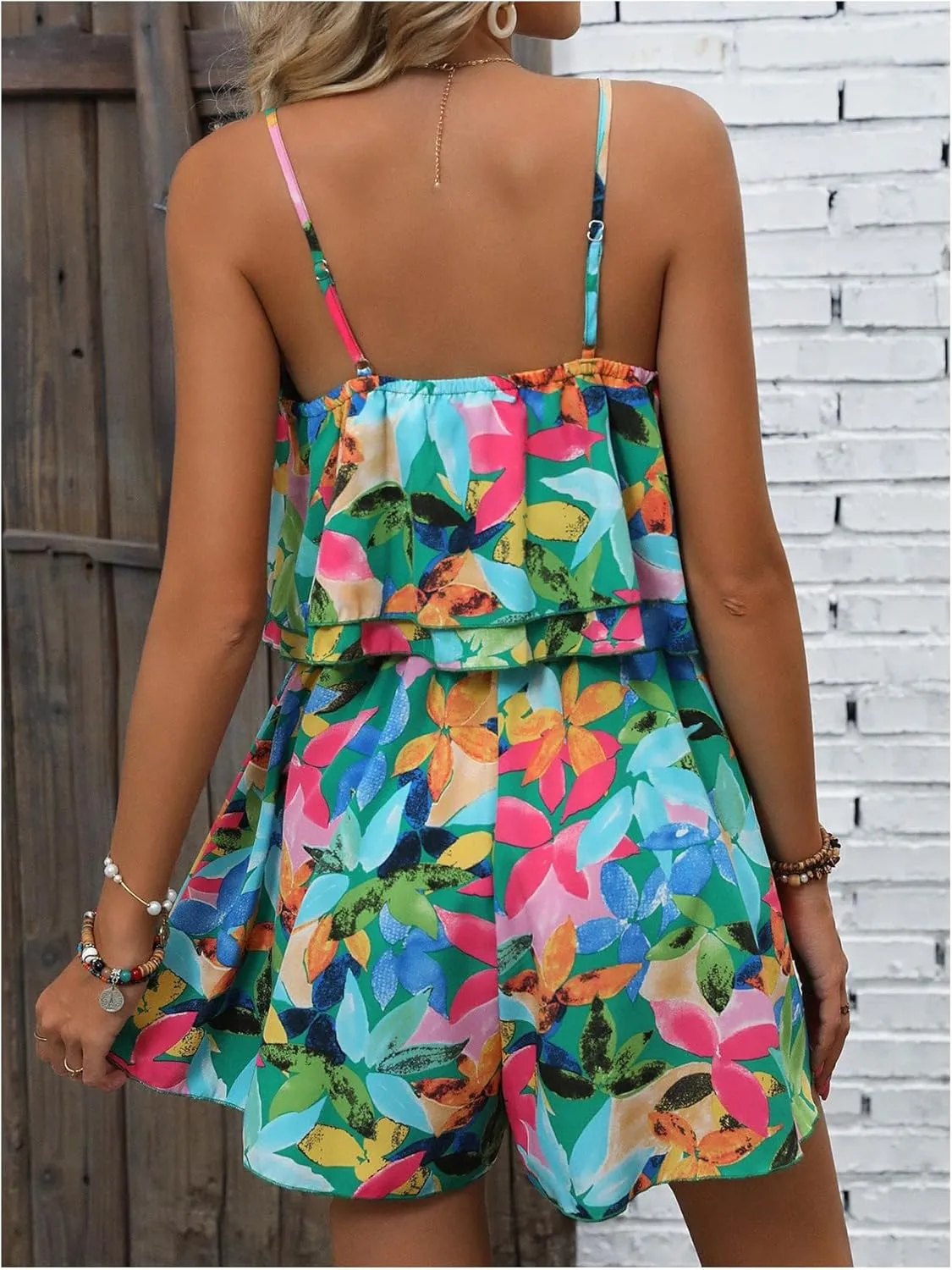 Floerns Women's Summer Boho Sleeveless Spaghetti Strap Ruffle Jumpsuit V Neck Cami Short Rompers