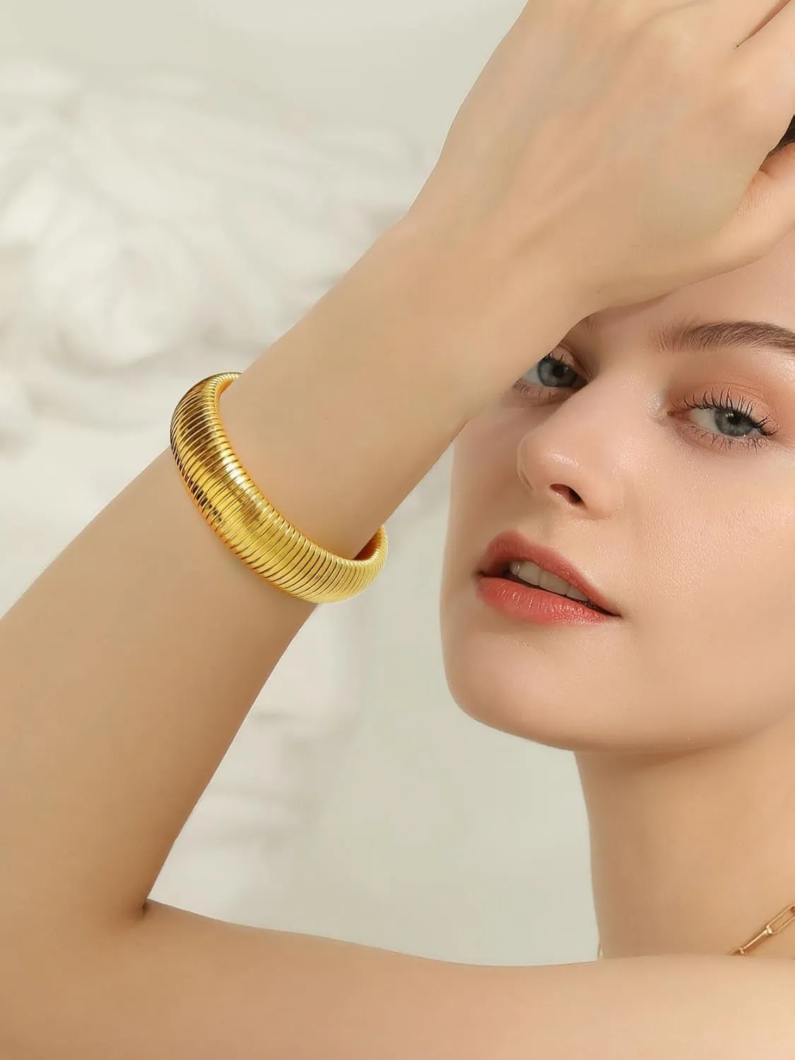 KeyStyle Bangle Bracelets for Women, Stainless Steel Stretch Bracelet Flexible Wide Link Chain Gold Wristband GoldChic Twisted Jewelry, 10mm, 16mm, 20mm