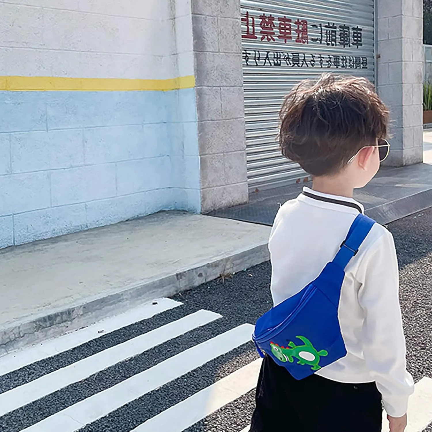 Kids Baby Boys Girls Fanny Pack Cartoon Dinosaur Purse Waist Pack Belt Bum Bag for Travel,Hiking,Sports (Blue)