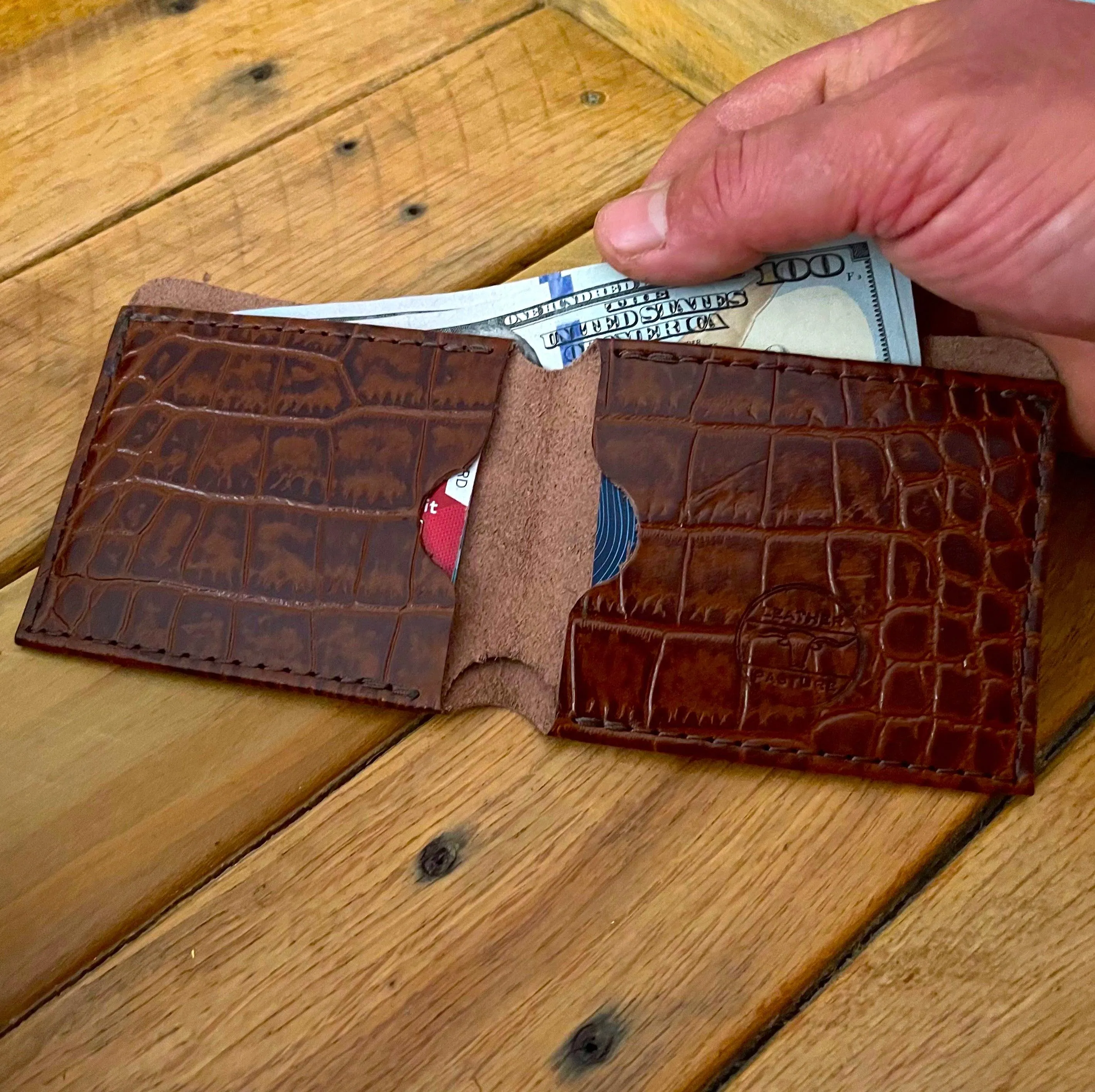 Men's Croc Embossed Leather Bifold Wallet