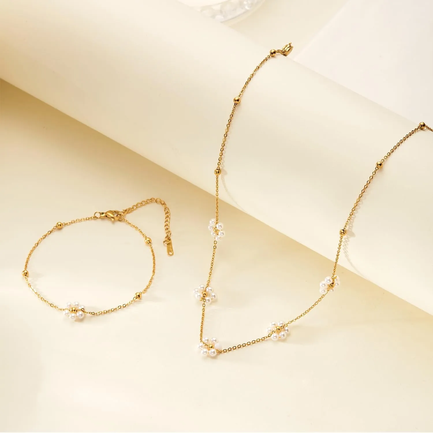 Pearl Necklace for Women Dainty Pearl Jewelry Set Flower Pearl Choker Necklace Bracelet Pearl Drop Earrings 14K Gold Plated Wedding Pearl Jewelry