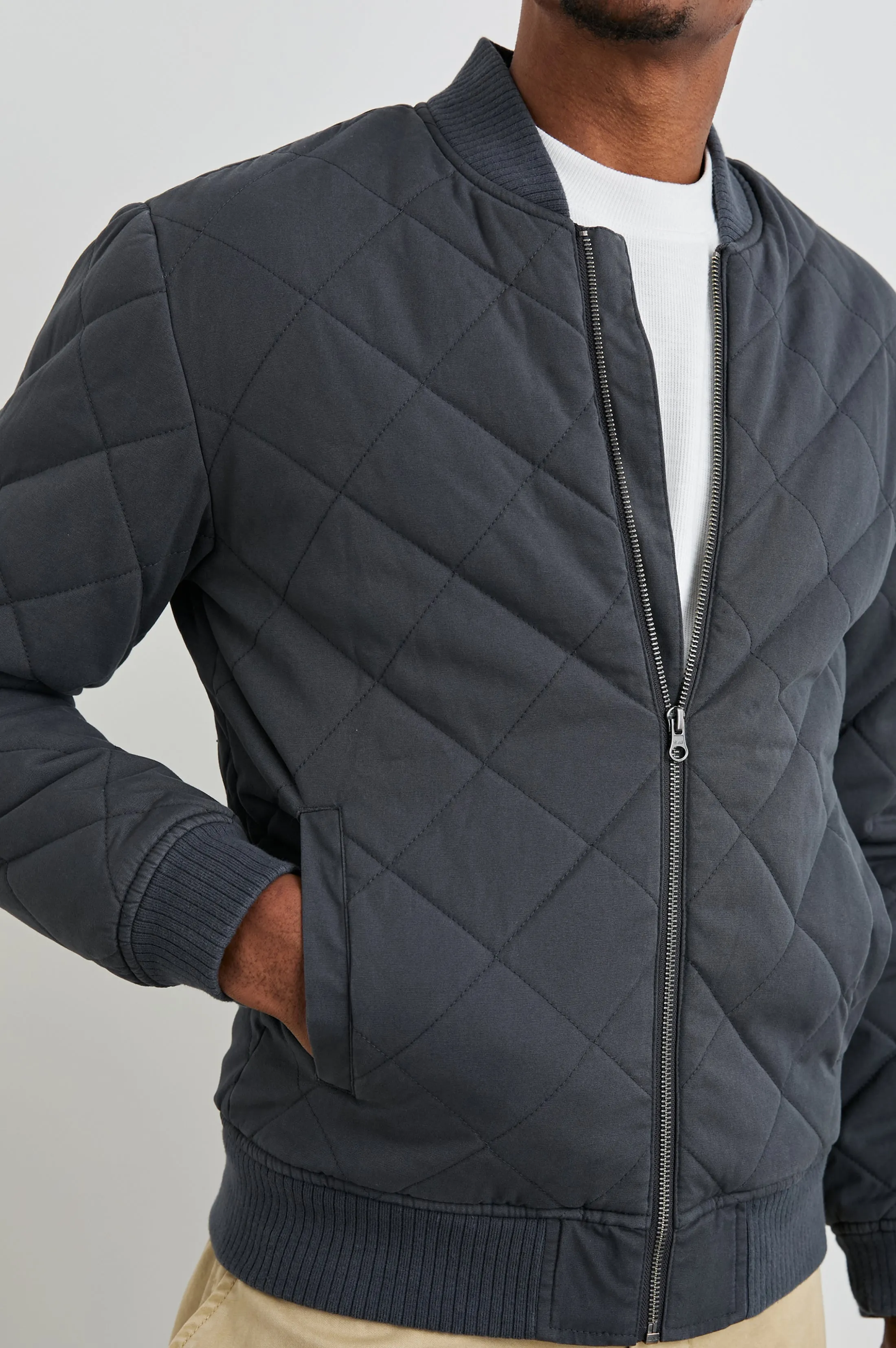 PENINSULA JACKET - OBSIDIAN