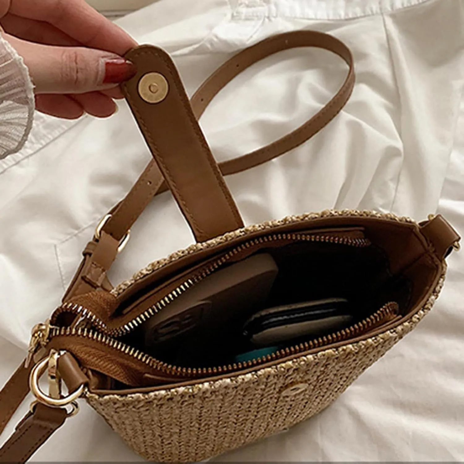 Straw Crossbody Purse Hobo Bags Women Vintage Shoulder Bag Tote Bag Summer Beach Bag Work Travel Bag