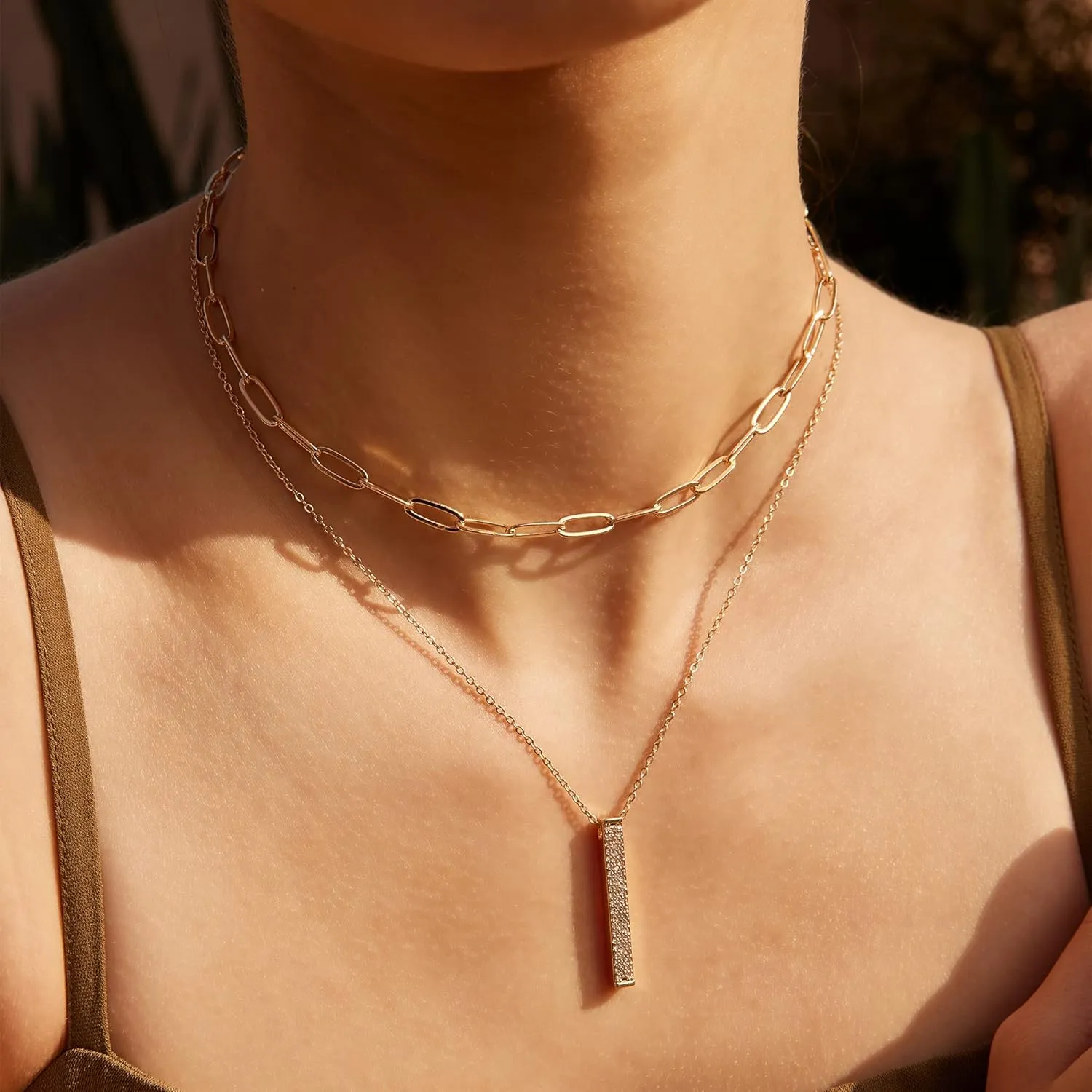 Valloey Rover Gold Necklace for Women 14K Gold Plated Circle Cubic Zirconia Pendant Necklace Dainty Twist Rope Chain Necklace Simple Jewelry Gift for Women