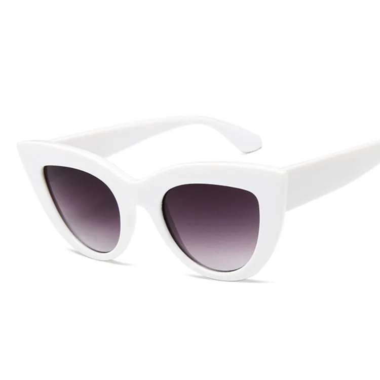 Vintage Black Cat Eye Sunglasses for Women