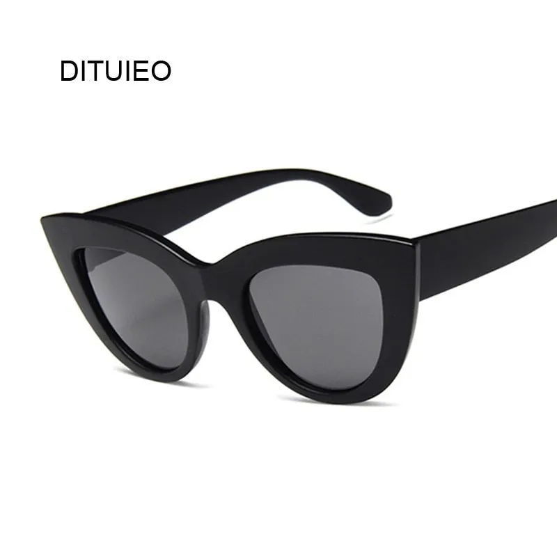 Vintage Black Cat Eye Sunglasses for Women
