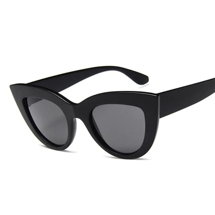 Vintage Black Cat Eye Sunglasses for Women
