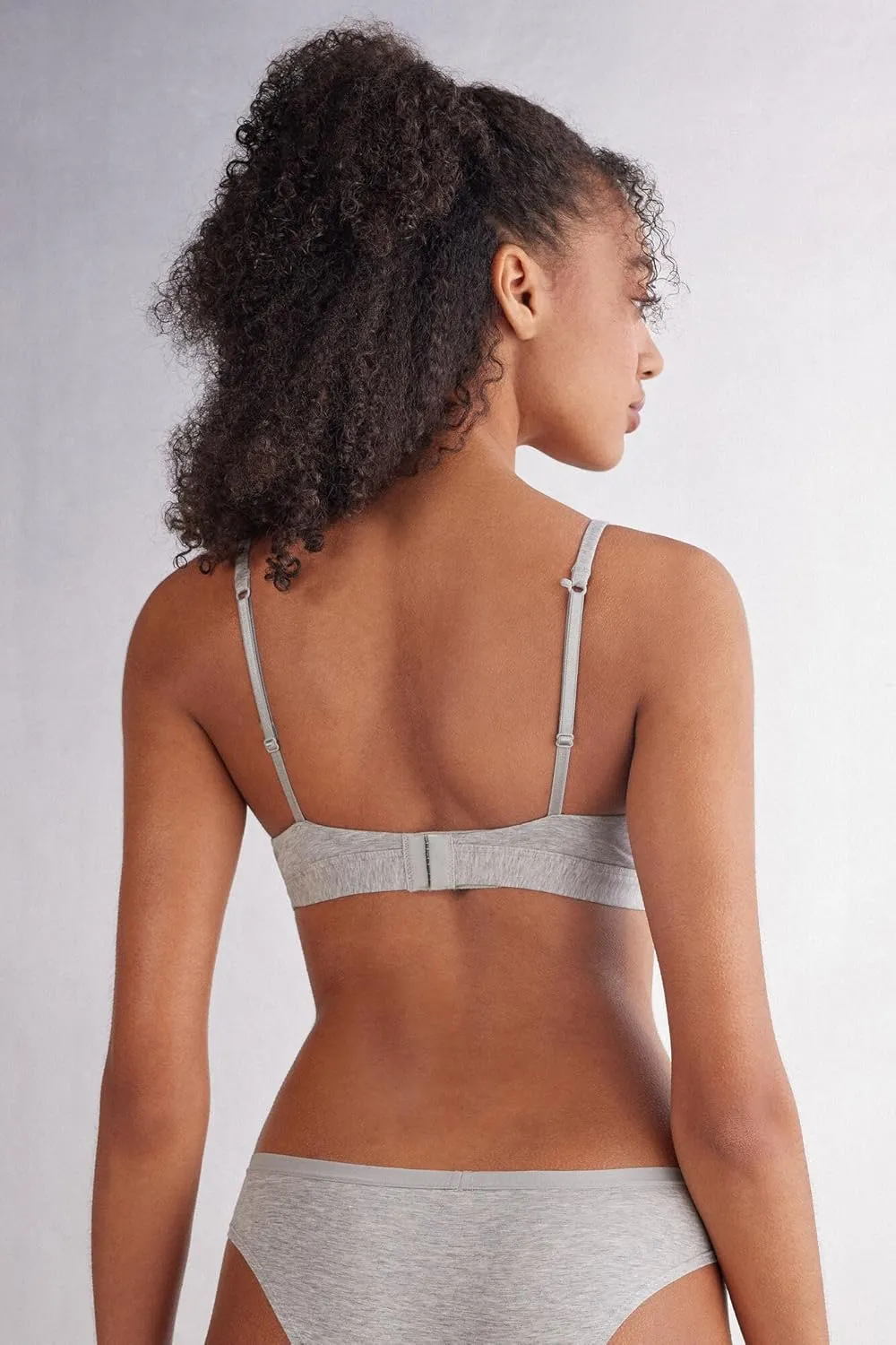 Woman's Tiziana Triangle Bra in Cotton