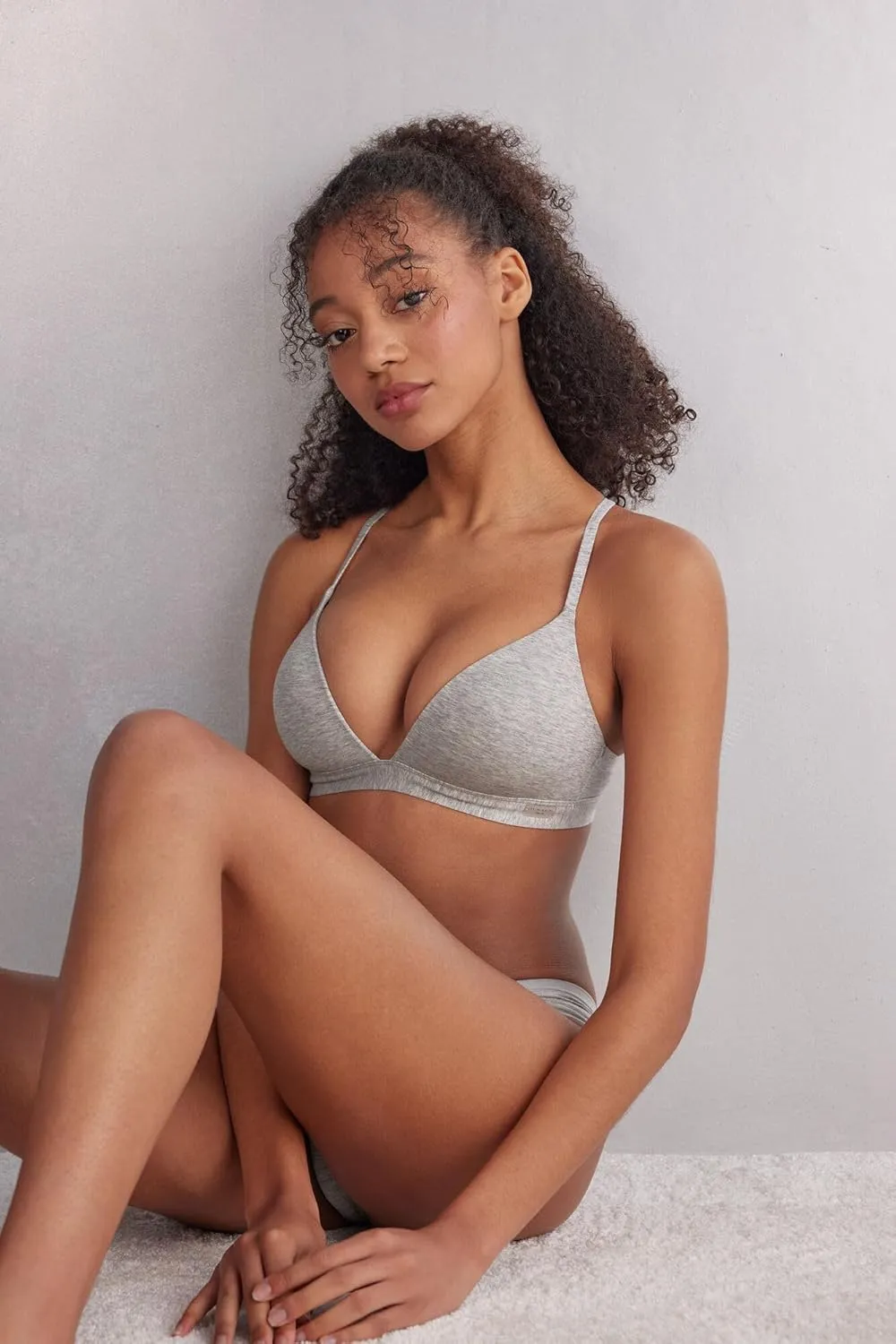 Woman's Tiziana Triangle Bra in Cotton